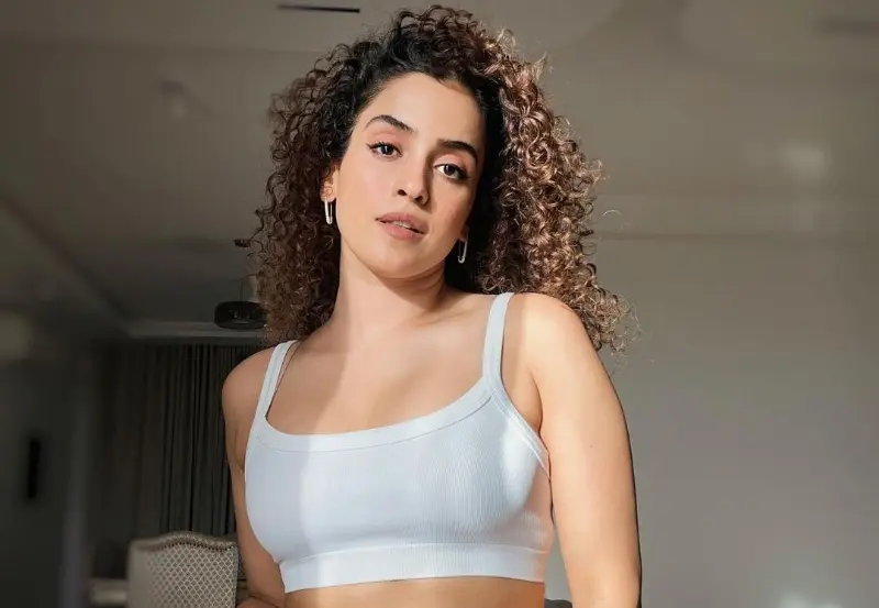 सान्या मल्होत्रा (Sanya Malhotra)