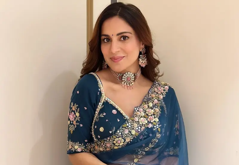 श्रद्धा आर्या (Shraddha Arya)